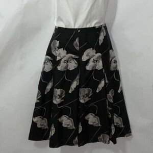 💲100% Silk Skirt, Jones New York, Size 4